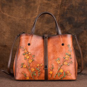 Women's Leather Tote with Floral Pattern - Image Zabardo.com